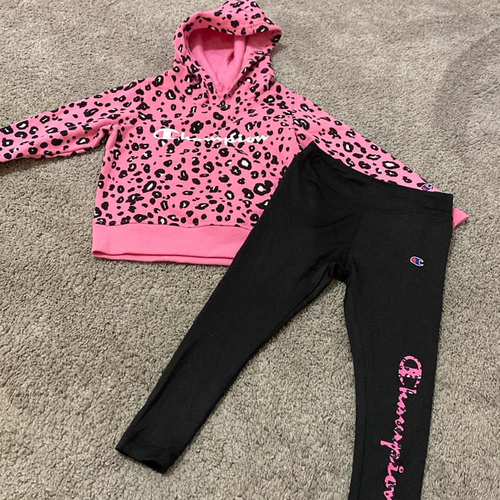 Champion outfit
